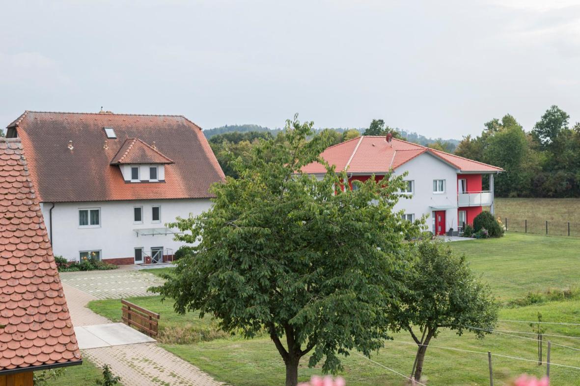 Hofmann'S Apartements & Ferienwohnungen Oberdachstetten Extérieur photo